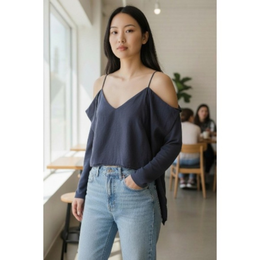 DO+BE Women Navy Blue Cold Shoulder Draped V-Neck Long Sleeve Blouse‎ Small